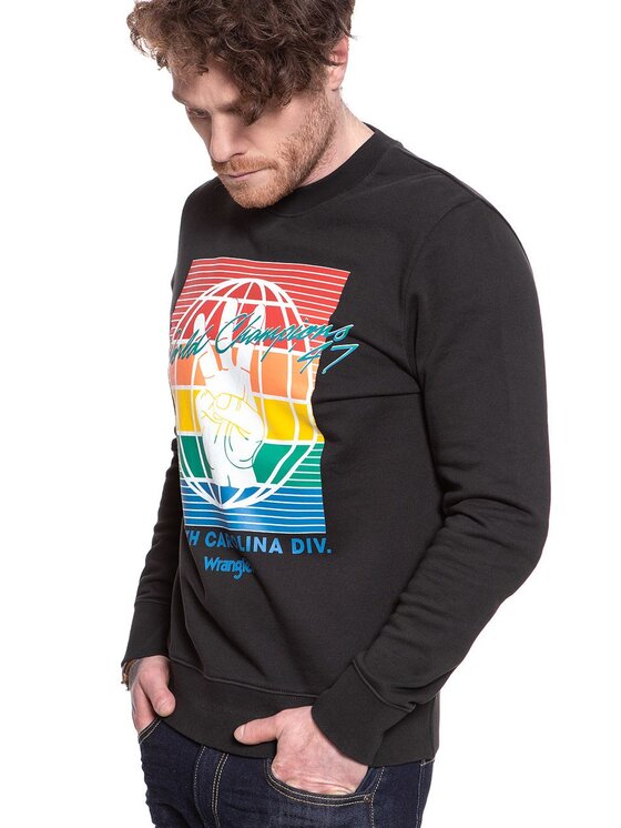 Wrangler Wrangler Bluza GLOBE SWEAT Czarny Regular Fit