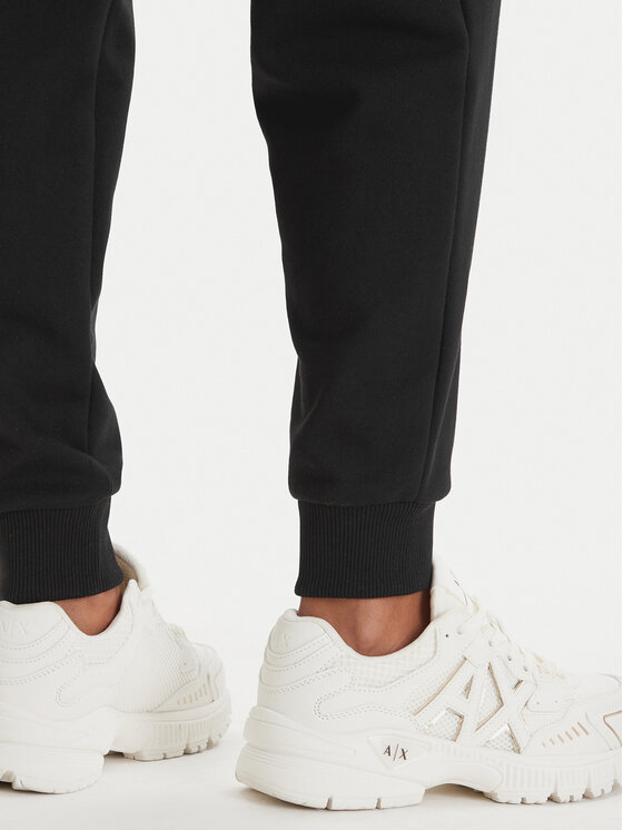 Armani Exchange Armani Exchange Spodnie dresowe XW001848 AF18853 UC001 Czarny Regular Fit