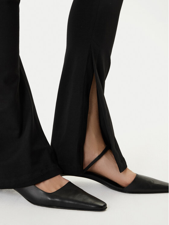 HUGO HUGO Pantaloni di tessuto Nuflare_B 50554485 Nero Flare Fit