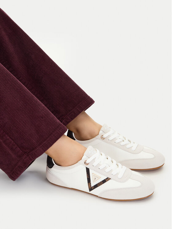 Guess Sneakers Relli FLTREL LEA12 Crem
