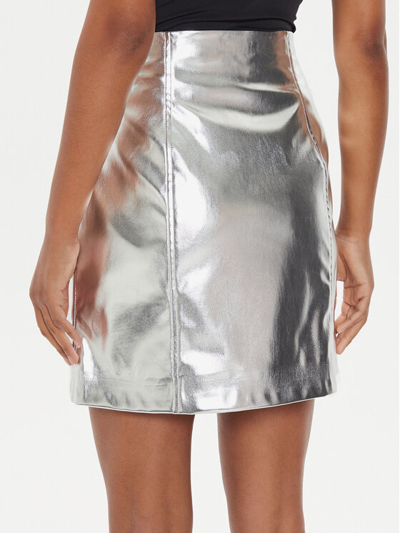 Guess Guess Gonna in similpelle W4YD71 WGAP0 Argento Regular Fit
