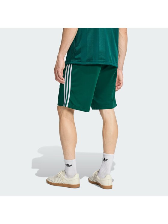 adidas adidas Szorty materiałowe 159247 Zielony Regular Fit