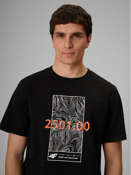 4F 4F T-Shirt TREKKING Czarny Regular Fit