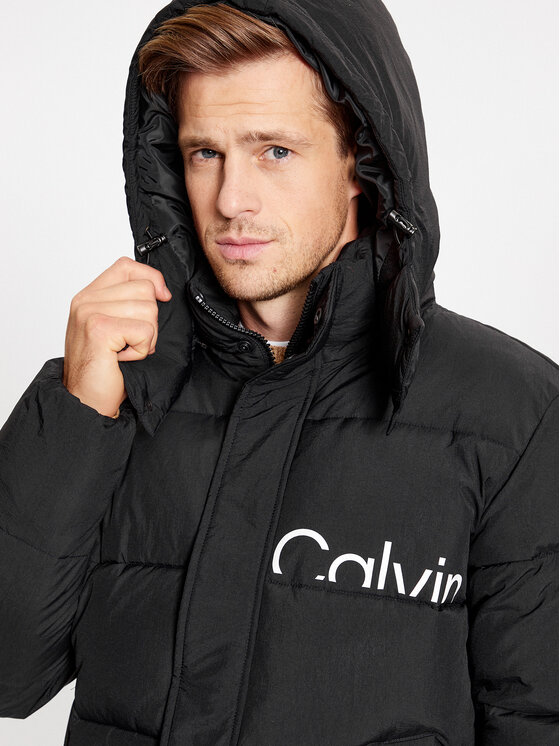 Calvin Klein Jeans Calvin Klein Jeans Зимно яке Essentials J30J323708 Черен Regular Fit