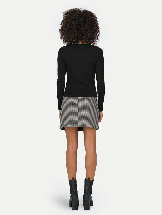 ONLY ONLY Majica Riley 15323159 Crna Slim Fit