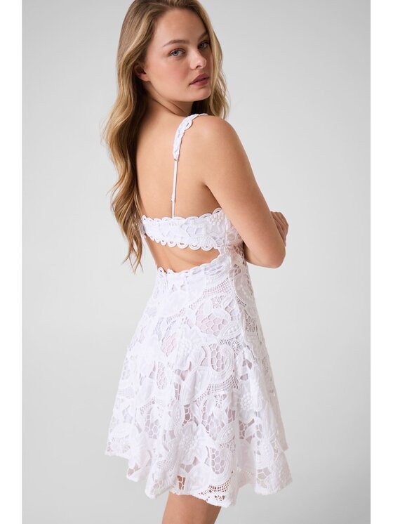 Guess Guess Každodenní šaty 183102 Bílá Classic Fit