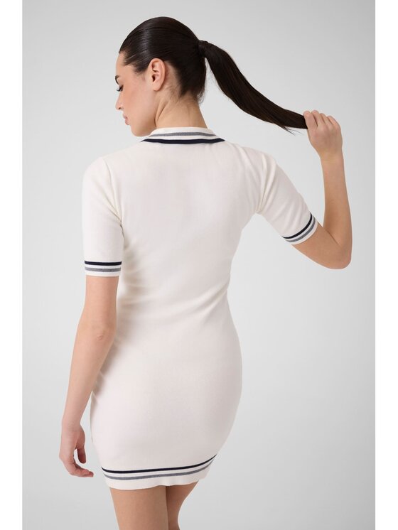 Guess Guess Sukienka codzienna 183936 Biały Classic Fit