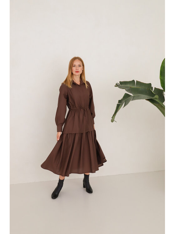Entelier Entelier Sukienka codzienna maxi Brązowy Comfortable Fit