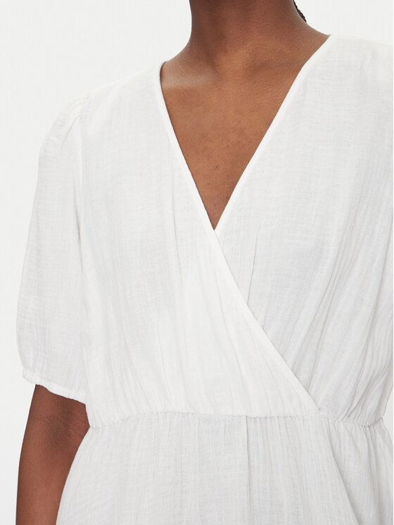 Pieces Pieces Poletna obleka Sastina 17156475 Bela Regular Fit