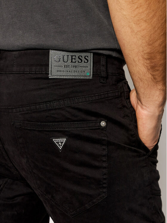 Guess Guess Jogger nohavice New Kombat M0BB17 WDCY1 Čierna Slim Fit