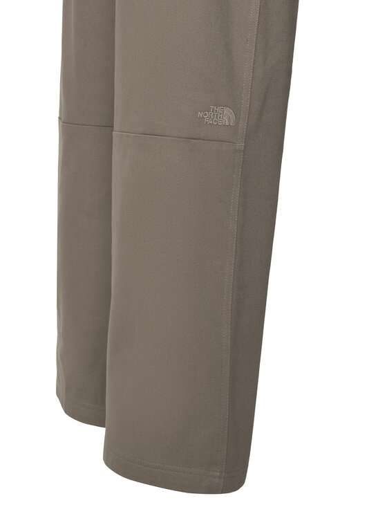 The North Face The North Face Spodnie materiałowe Pinecrest NF0A8J01 Beżowy ciemny Regular Fit