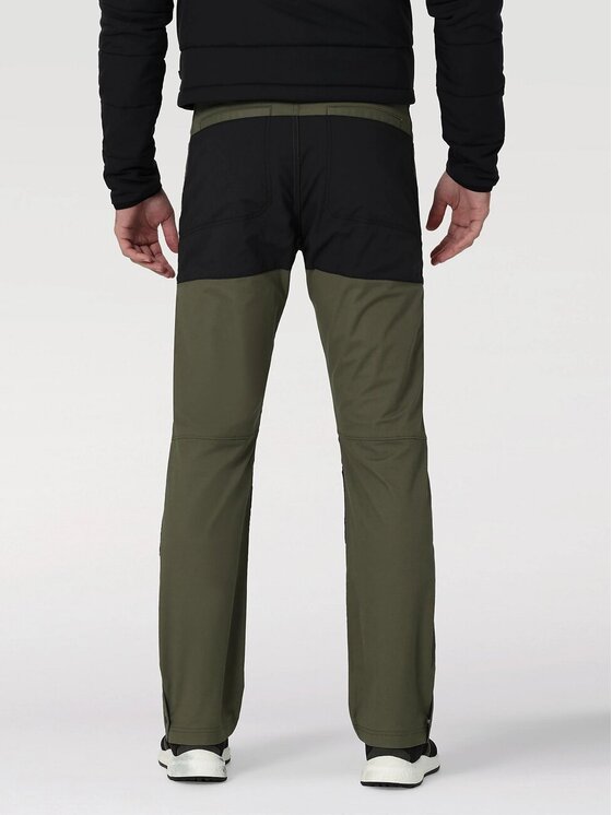 Wrangler Wrangler Pantaloni di tessuto REINFORCED SOFTSHELL PANT Verde Regular Fit