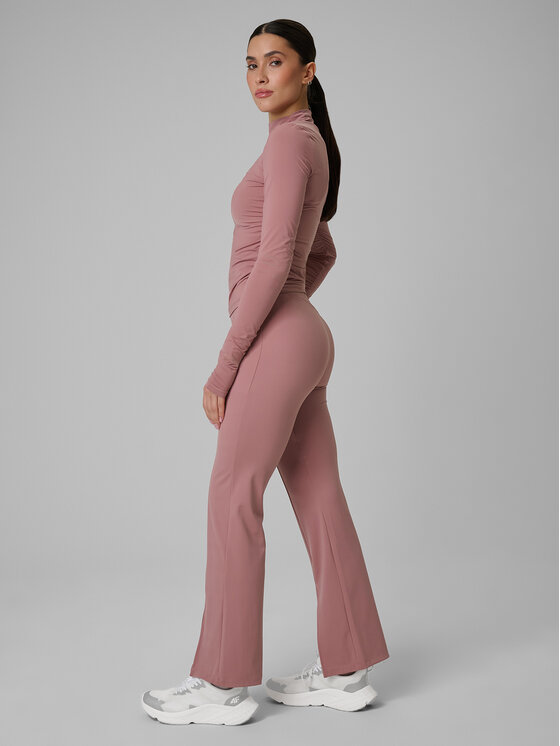 4F 4F Spodnie dresowe ATHLETIC ALLURE Różowy jasny Slim Fit