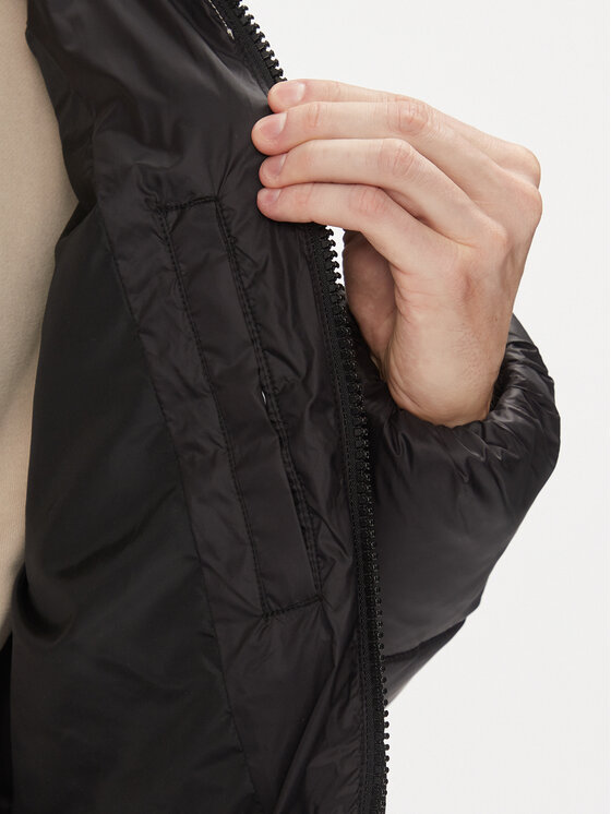Calvin Klein Jeans Calvin Klein Jeans Winterjacke J30J323461 Schwarz Regular Fit