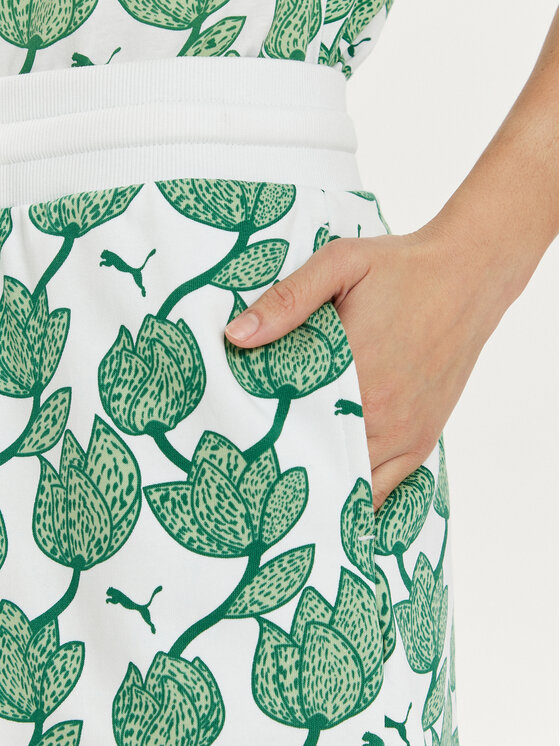 Puma Puma Sportshorts Ess+ Blossom 679352 Grün Relaxed Fit