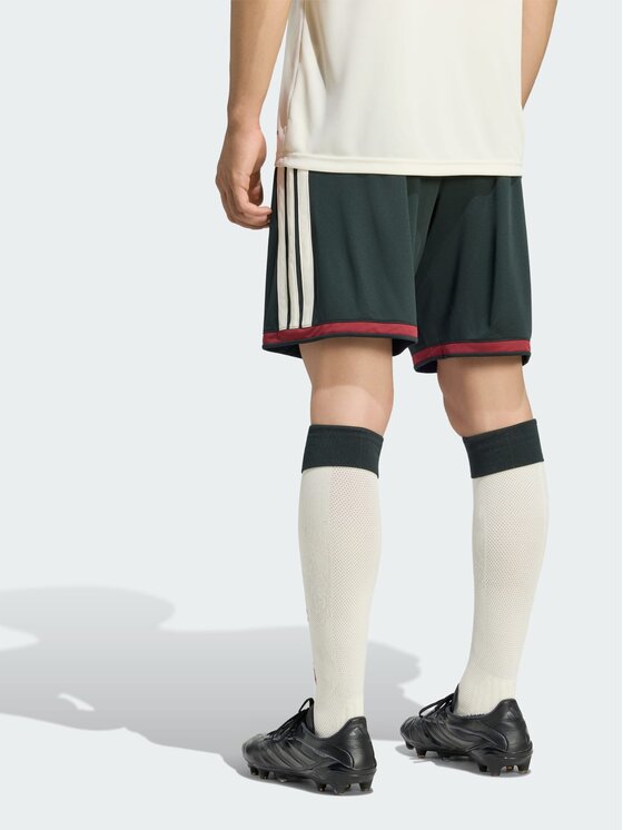 adidas adidas Szorty sportowe 172035 Zielony Regular Fit