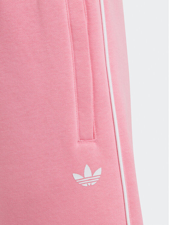 adidas adidas Szorty sportowe Adicolor Shorts H60093 Różowy Regular Fit