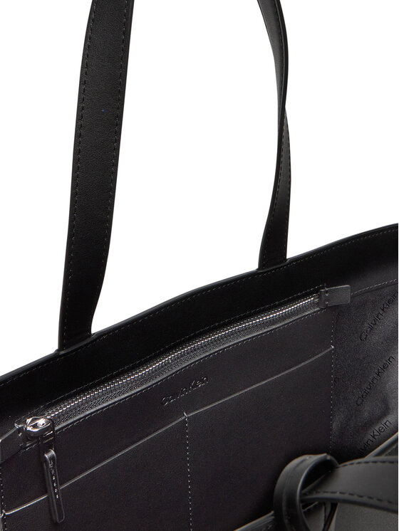 Calvin Klein Calvin Klein Torbica Ck Mixmedia Shopper_Raffia K60K613167 Crna