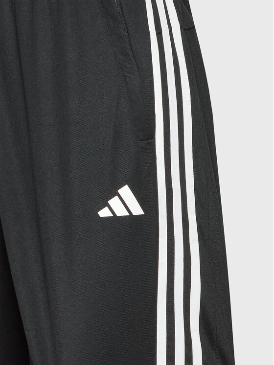 adidas adidas Pantaloncini sportivi 3-Stripes Essentials IB8243 Nero Regular Fit