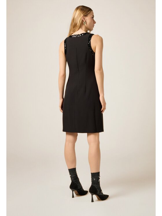 Oltre Oltre Vestito da giorno 7029R005035N033 Nero Slim Fit