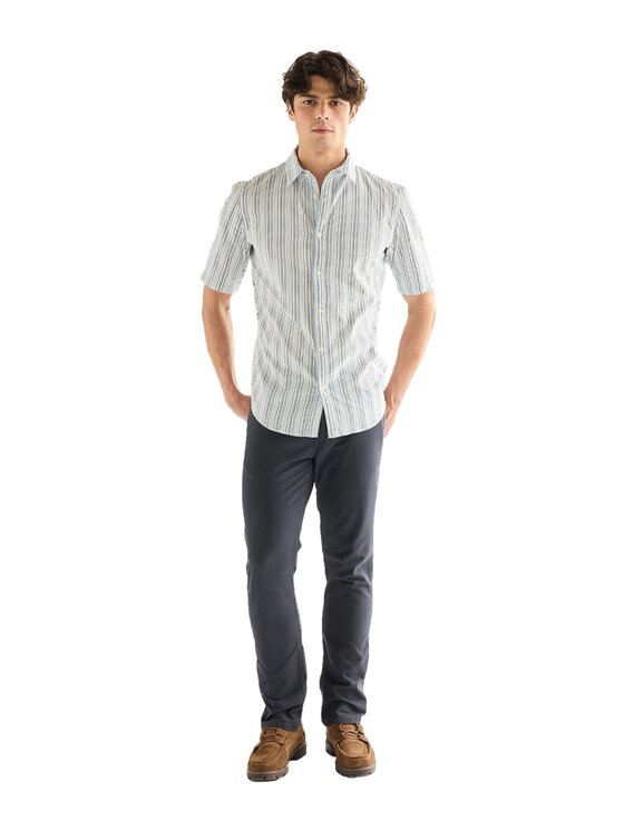Wrangler Wrangler Spodnie materiałowe 112378954 Granatowy Regular Fit
