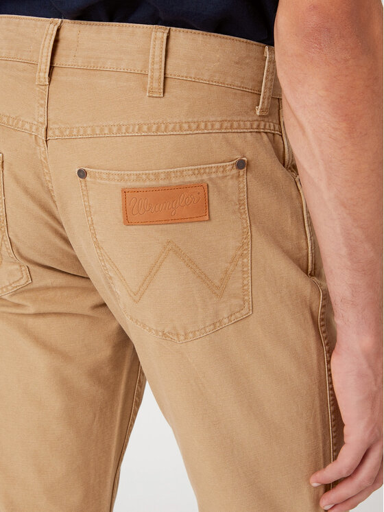 Wrangler Wrangler Spodnie materiałowe Greensboro W15QDRC20 112334233 Beżowy Straight Leg