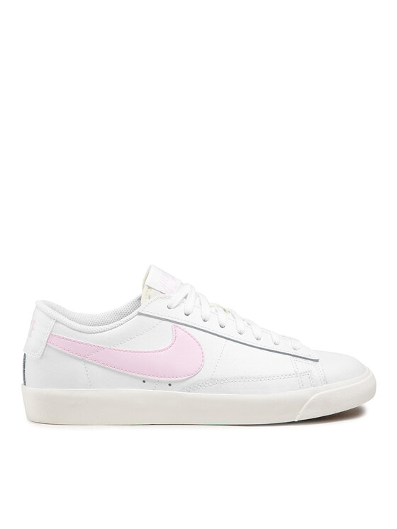 Womens nike blazer low white outlet