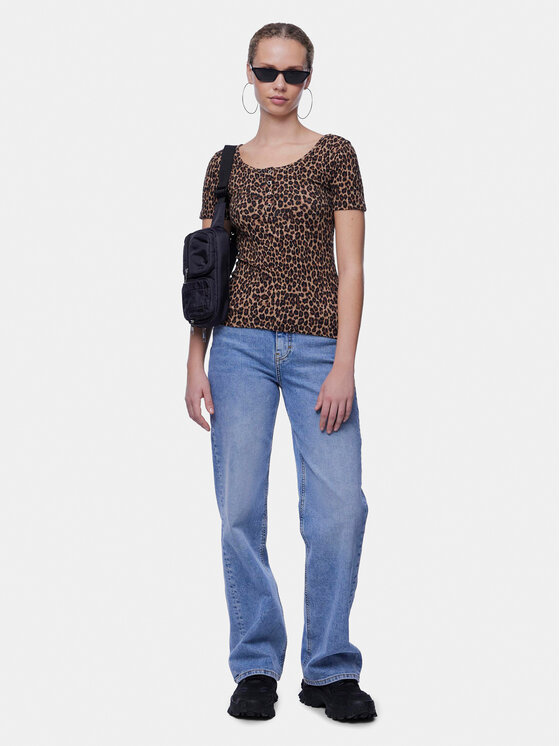 Pieces Pieces T-Shirt Kitte 17148392 Brązowy Slim Fit