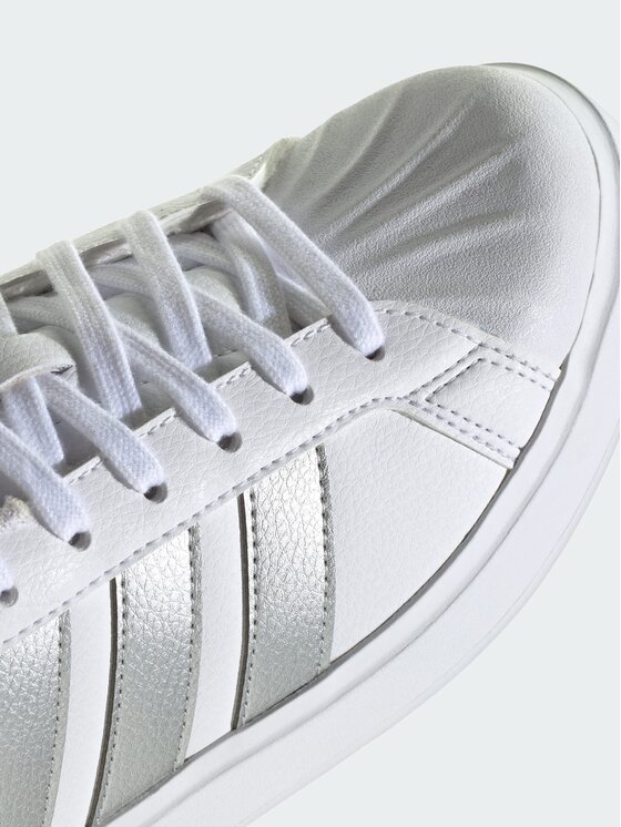 adidas adidas Sneakersy Streettalk Biały