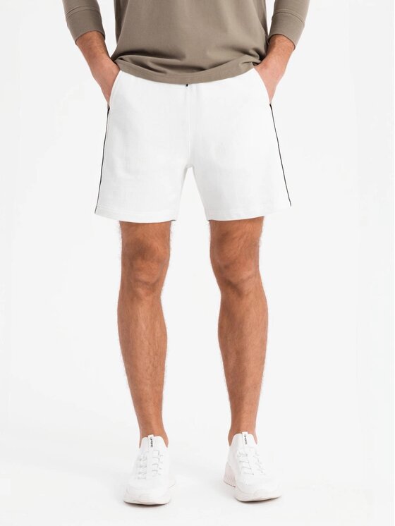 Ombre Ombre Szorty materiałowe OM-SRSK-0182 Biały Regular Fit