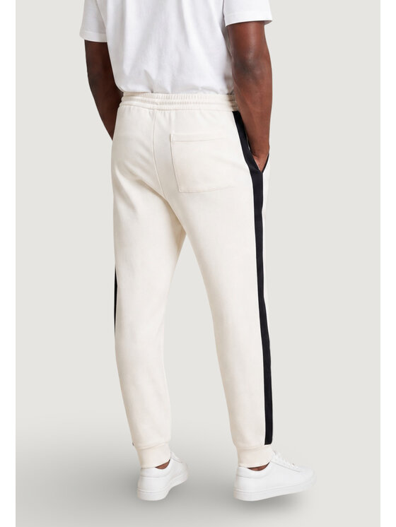 Armani Exchange Armani Exchange Pantaloni da tuta XM003145 AF13047 Bianco Casual Fit