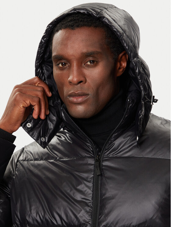 Armani Exchange Armani Exchange Pūkinė striukė 8NZB70 ZNYNZ 1200 Juoda Regular Fit