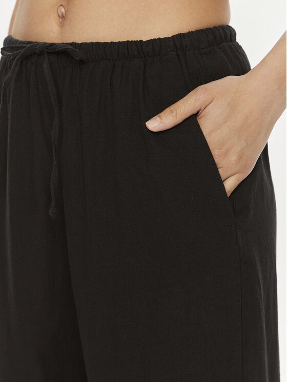 Gina Tricot Gina Tricot Παντελόνι υφασμάτινο 19770 Μαύρο Regular Fit