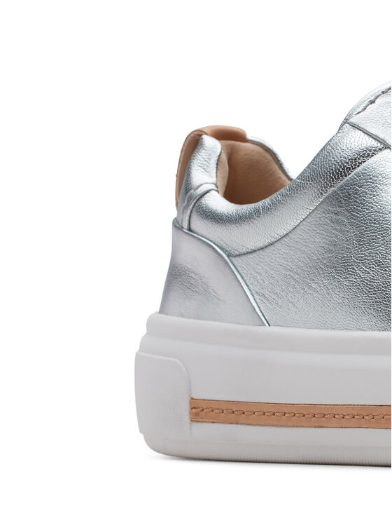 Clarks Clarks Sneakersy Hollyhock Walk 26176310 Srebrny