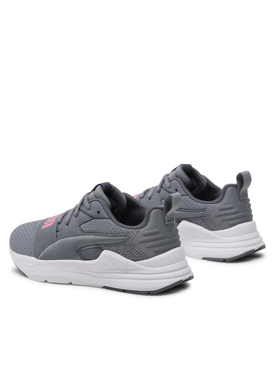Puma free run store