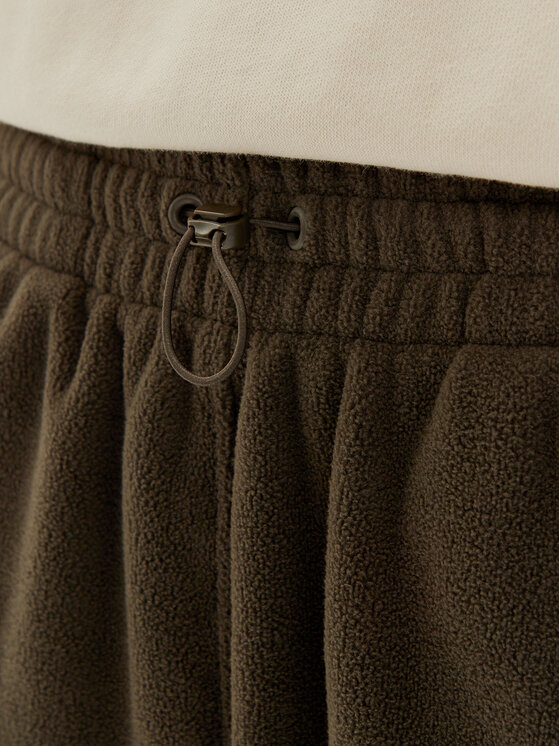 adidas adidas Pantaloni da tuta adicolor Polar IY7835 Cachi Loose Fit