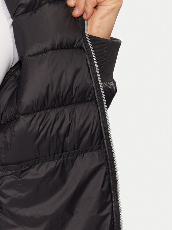 KARL LAGERFELD KARL LAGERFELD Kurtka zimowa 505090 551590 Czarny Regular Fit