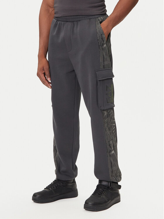 EA7 Emporio Armani Teplákové nohavice 7M001132 AF16549 U8117 Sivá Regular Fit