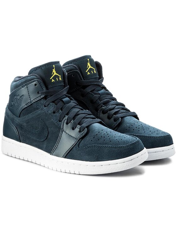 Jordan 1 Mid store size 8