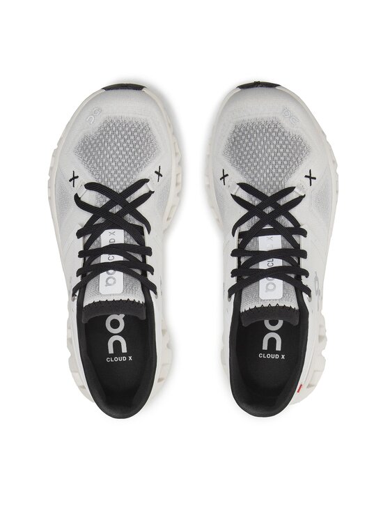 On On Laufschuhe Cloud X 3 6098697 Weiß