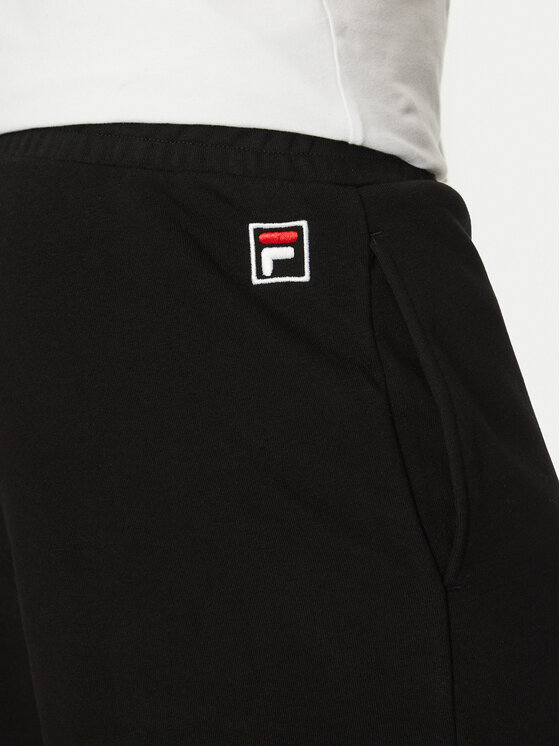 Fila Fila Pantaloni scurți sport Lamswaarde FAM0909 Negru Regular Fit