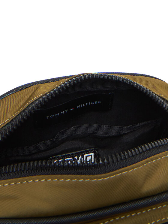Tommy Hilfiger Tommy Hilfiger Taška cez rameno Th Repreve Mini Reporter AM0AM13465 Hnedá