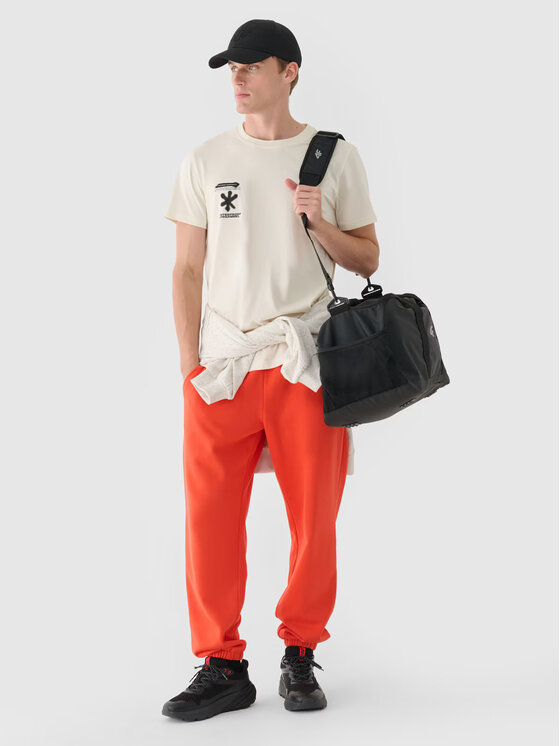 4F 4F Spodnie dresowe 4FWMM00TTROM1140-62S Czerwony Regular Fit