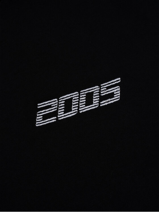 2005 2005 T-Shirt Basic Czarny Oversize