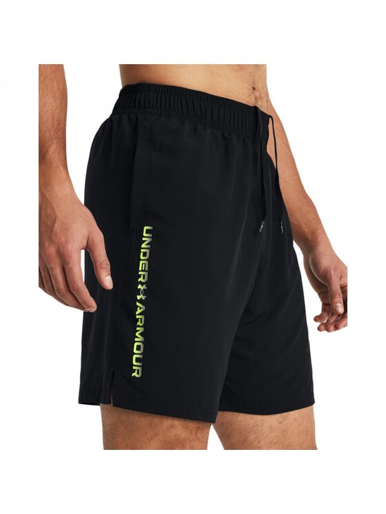 Under Armour Under Armour Szorty sportowe 1383356 Czarny Relaxed Fit