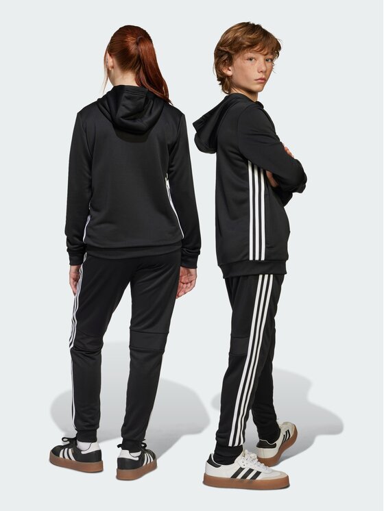 adidas adidas Spodnie materiałowe Tiro Czarny Regular Fit