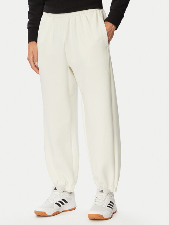 adidas Pantaloni trening Soft Lux KF8574 Crem Regular Fit