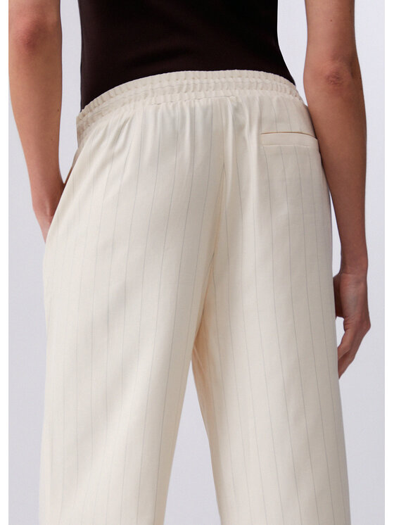 Liu Jo Liu Jo Spodnie materiałowe CA6113T557AP9579 Kremowy Regular Fit