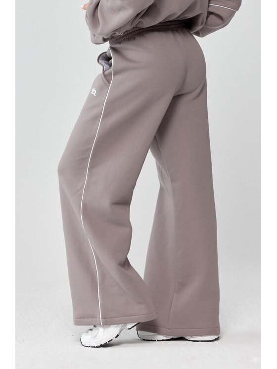 ROUGH RADICAL ROUGH RADICAL Spodnie dresowe TRIP JOGGERS Beżowy Oversize