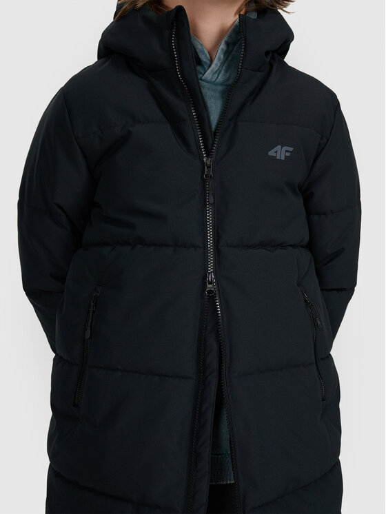 4F 4F Płaszcz zimowy OUTERWEAR Czarny Regular Fit